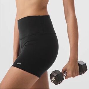 ALO Yoga Airlift Energy Bike Shorts
